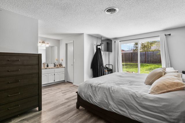 2738 Stonebrook Drive, Medford, OR 97504
