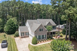 213 Beech Bluff Drive, Mount Holly, NC 28120