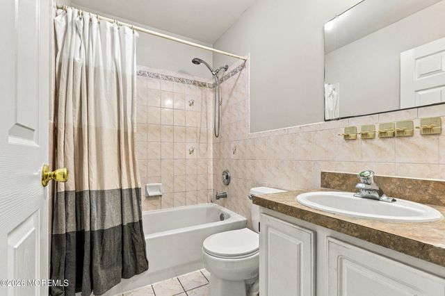 30 Kelm Woods Avenue, Lakewood, NJ 08701