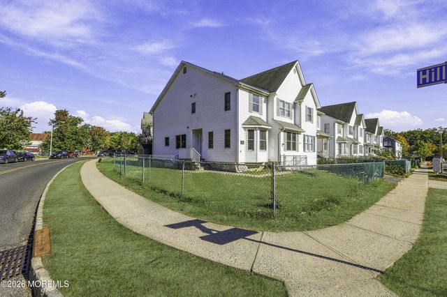 30 Kelm Woods Avenue, Lakewood, NJ 08701