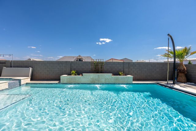 3076 E BLUE HERON DR, St. George, UT 84790