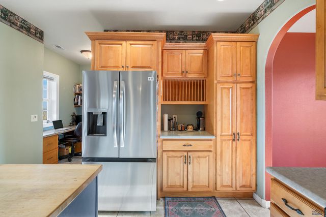 6530 WELLINGTON DR, Rapid City, SD 57702