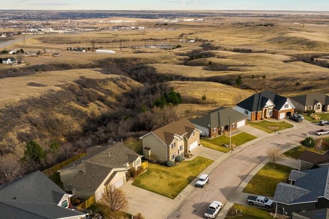 6530 WELLINGTON DR, Rapid City, SD 57702