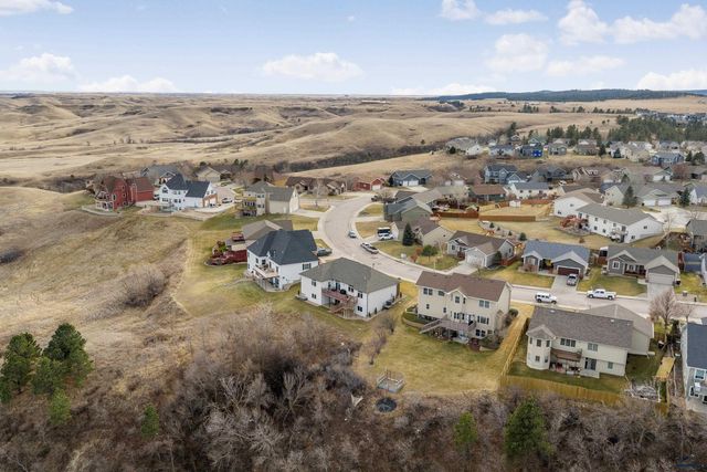 6530 WELLINGTON DR, Rapid City, SD 57702