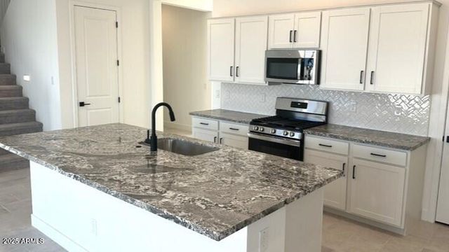 22232 W TONOPAH Drive, Surprise, AZ 85387