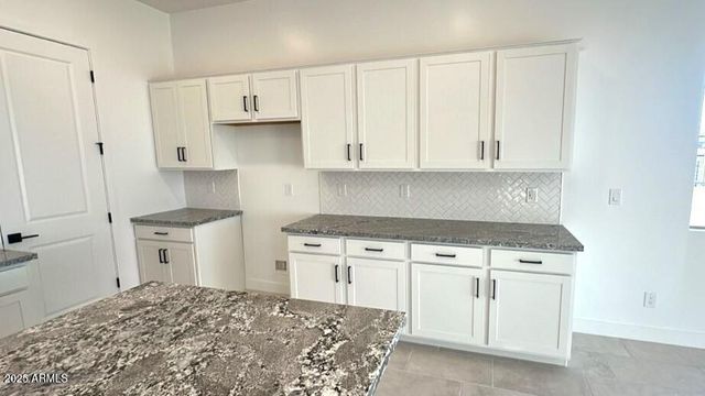 22232 W TONOPAH Drive, Surprise, AZ 85387