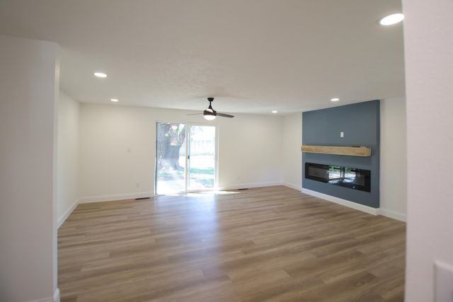 4959 S Mccann Avenue, Springfield, MO 65804