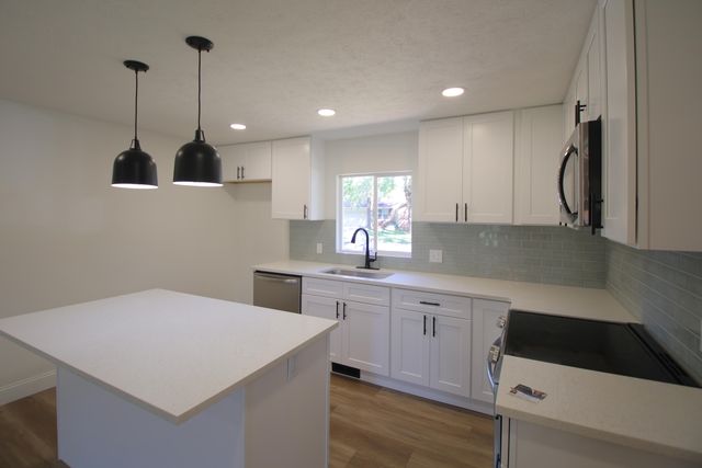 4959 S Mccann Avenue, Springfield, MO 65804