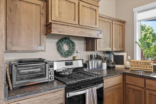 2391 Robertson Crest, Grants Pass, OR 97527