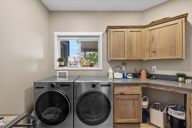 2391 Robertson Crest, Grants Pass, OR 97527