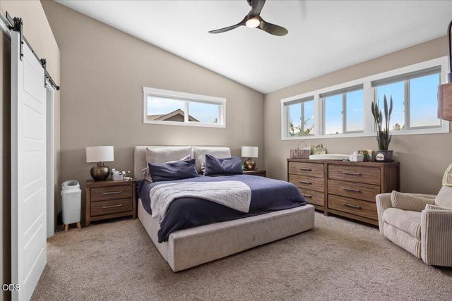 2391 Robertson Crest, Grants Pass, OR 97527