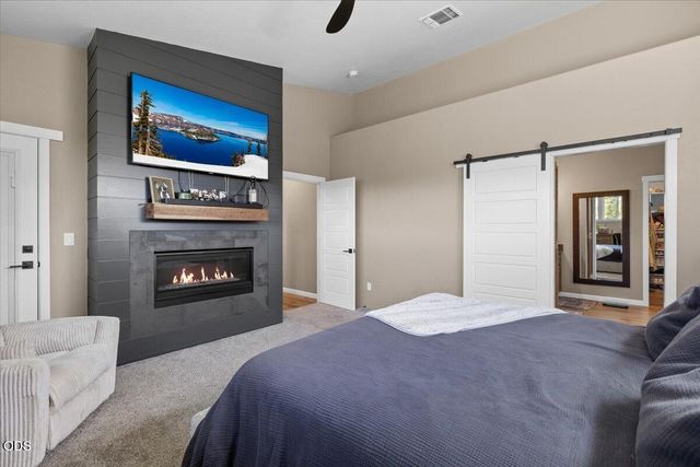 2391 Robertson Crest, Grants Pass, OR 97527