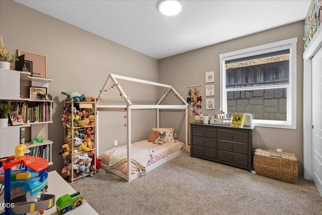 2391 Robertson Crest, Grants Pass, OR 97527