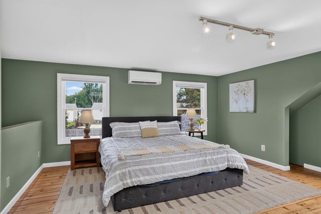 221 Fountain St, Framingham, MA 01702