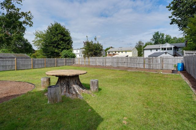 221 Fountain St, Framingham, MA 01702