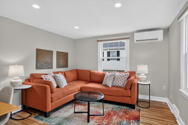 221 Fountain St, Framingham, MA 01702