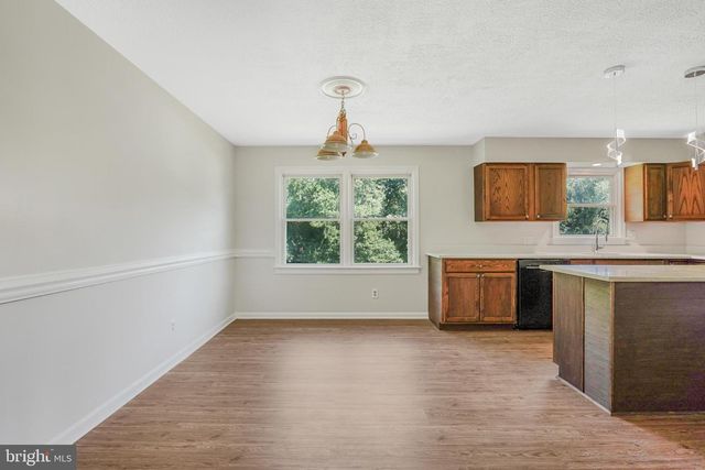 195 BEREA CHURCH RD, Fredericksburg, VA 22406