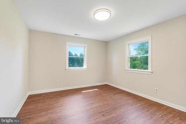 195 BEREA CHURCH RD, Fredericksburg, VA 22406