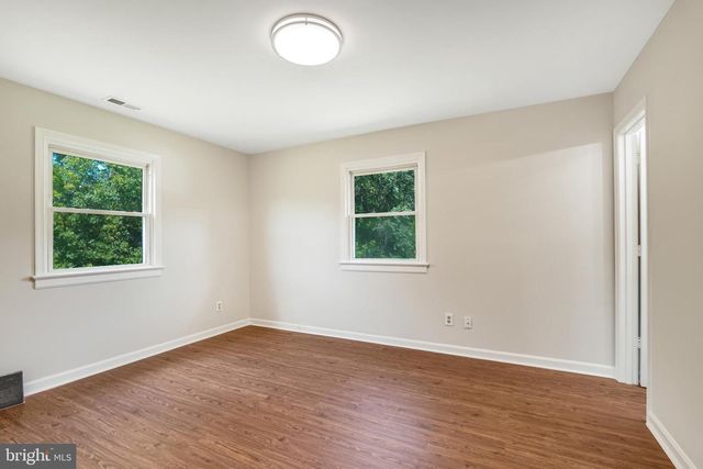 195 BEREA CHURCH RD, Fredericksburg, VA 22406