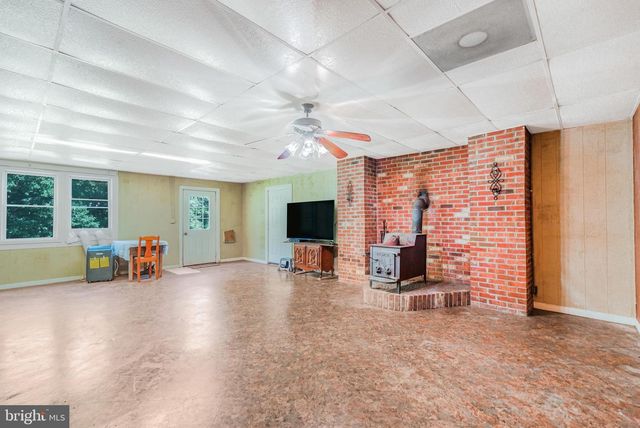 195 BEREA CHURCH RD, Fredericksburg, VA 22406