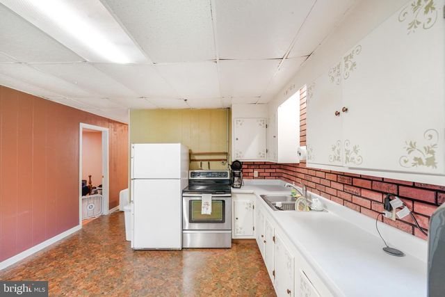195 BEREA CHURCH RD, Fredericksburg, VA 22406