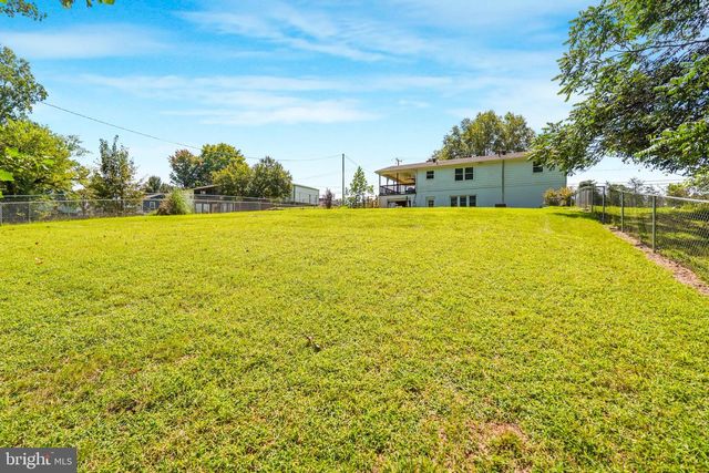 195 BEREA CHURCH RD, Fredericksburg, VA 22406