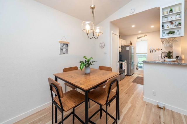 1601 Faro DR 1303, Austin, TX 78741