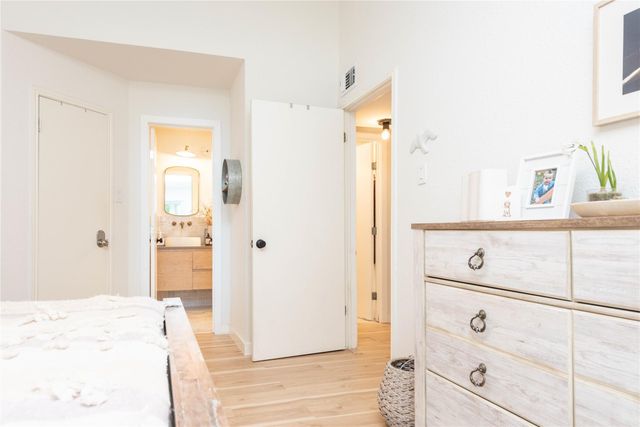 1601 Faro DR 1303, Austin, TX 78741