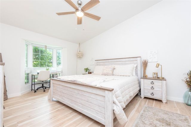 1601 Faro DR 1303, Austin, TX 78741