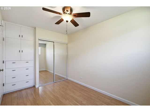 2121 W 15TH Ct, Eugene, OR 97402