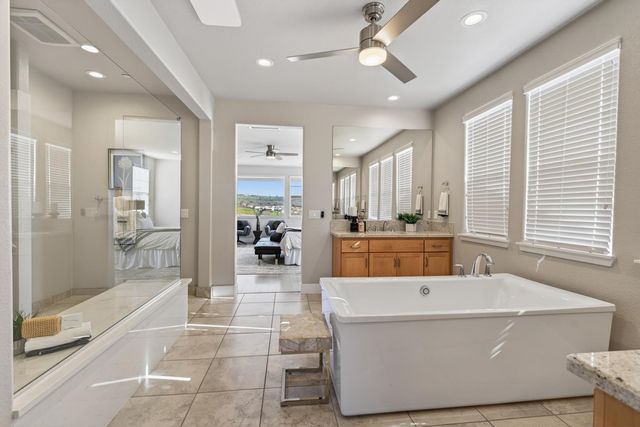 812 Fallen Log Ct, Rocklin, CA 95765