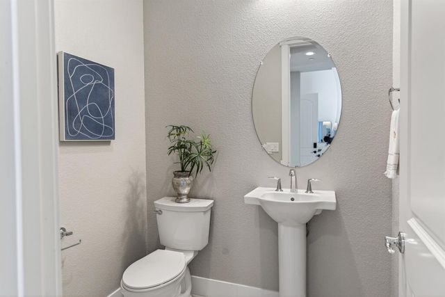 812 Fallen Log Ct, Rocklin, CA 95765