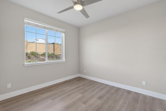 812 Fallen Log Ct, Rocklin, CA 95765