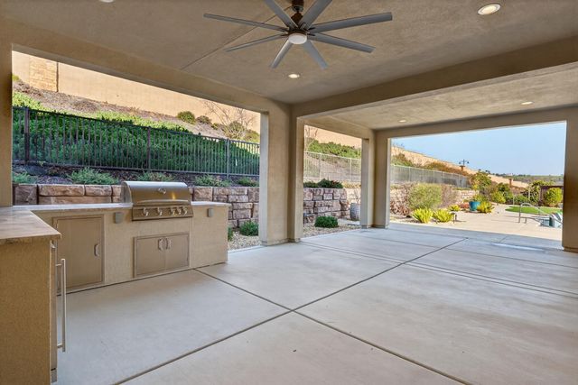 812 Fallen Log Ct, Rocklin, CA 95765