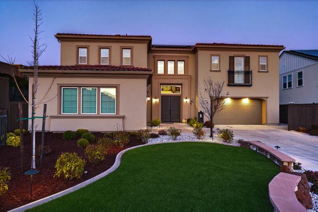 812 Fallen Log Ct, Rocklin, CA 95765