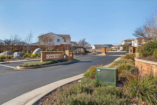 812 Fallen Log Ct, Rocklin, CA 95765