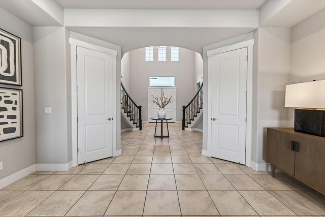 812 Fallen Log Ct, Rocklin, CA 95765