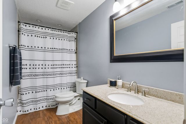 5452 Powder River Court, Indianapolis, IN 46221