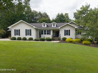 622 Tarheel West Drive, Murphy, NC 28906