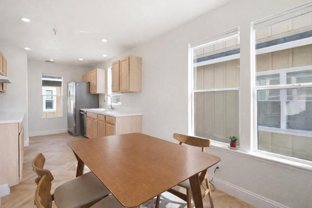 110 Library Lane, Santa Cruz, CA 95062