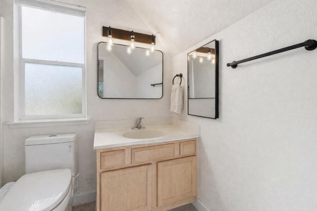 110 Library Lane, Santa Cruz, CA 95062