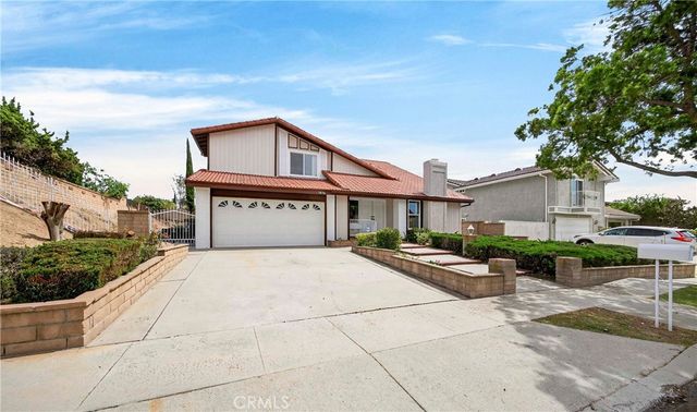 1836 Fairford Drive, Fullerton, CA 92833