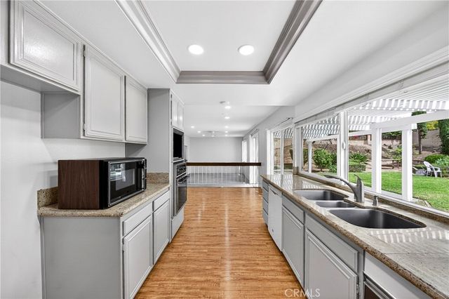 1836 Fairford Drive, Fullerton, CA 92833