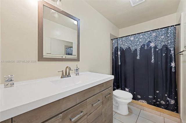 923 N 16th Ct, Hollywood, FL 33020