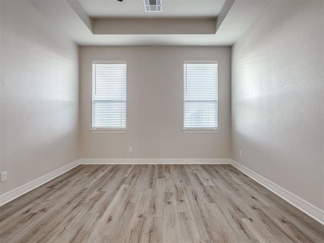 2040 Asaro Way, Edmond, OK 73034