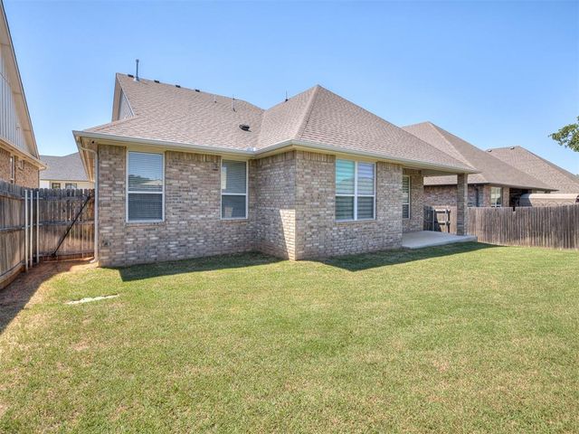 2040 Asaro Way, Edmond, OK 73034