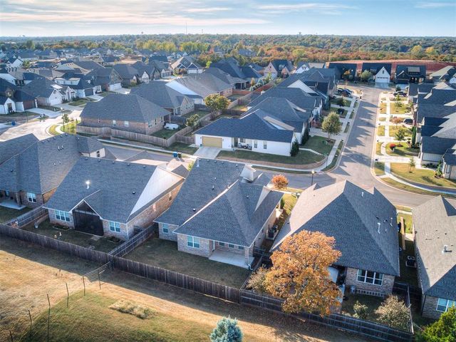 2040 Asaro Way, Edmond, OK 73034