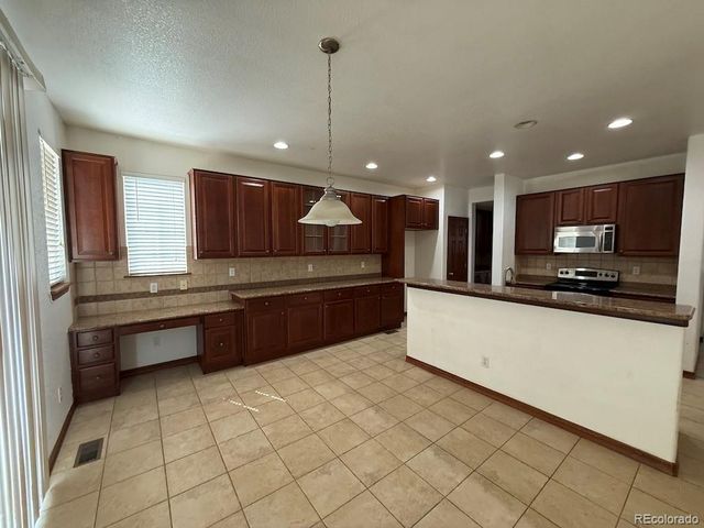 23982 E 2nd Drive, Aurora, CO 80018