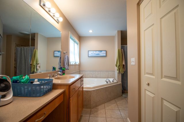 2830 ALEXANDRA Drive, Millcreek, PA 16506