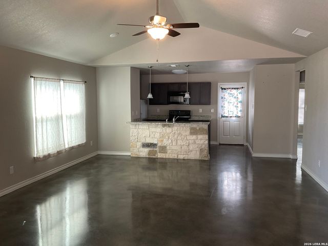 578 Misty Gln, Canyon Lake, TX 78133